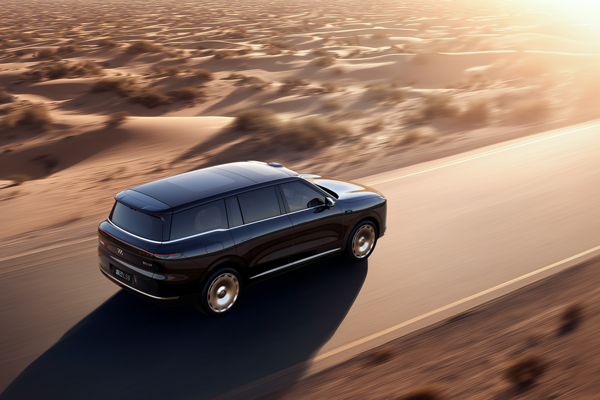 33.69万元起，上汽旗舰?智己LS9正式开启预售 以全球巅峰科技，颠覆30万级大六座SUV格局