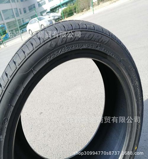 轮胎胎面花纹混合花纹生产厂商国风橡塑品牌国风适用类型轿车货号235